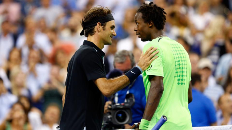 Roger Federer (Swiss) lolos ke semifinal US Open 2014, setelah mengalahkan Gael Monfils 4-6, 3-6, 6-4, 7-5, 6-2 di New York, Kamis (04/09/14). - INDOSPORT